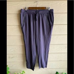 Jogger- GAP Ribbed Pull-On Joggers with zipper pockets